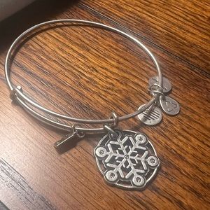 Alex and Ani Snowflake 2015 silver bracelet
